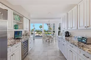 4031 Gulf Shore Blvd N, Naples, FL 34103 - Photo 7