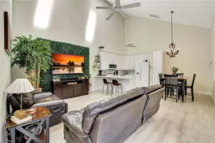 4350 Covey Cir, Naples, FL 34109 - Photo 5