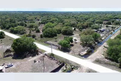 180 N Datil St, Clewiston, FL 33440 - Photo 5