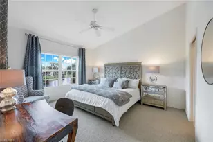 437 Wiggins Lake Ct, Naples, FL 34110 - Photo 11