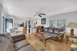 27543 Hoenie Dr, Bonita Springs, FL 34135 - Photo 7