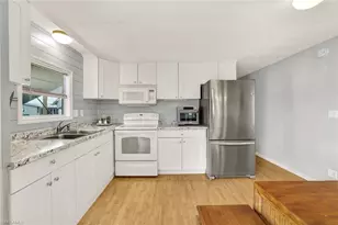 27543 Hoenie Dr, Bonita Springs, FL 34135 - Photo 11