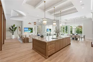 626 Fountainhead Ln, Naples, FL 34103 - Photo 11