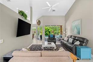 8888 Mustang Island Cir, Naples, FL 34113 - Photo 47