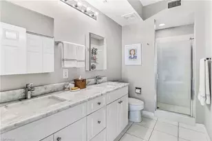 401 Bayfront Pl, Naples, FL 34102 - Photo 9