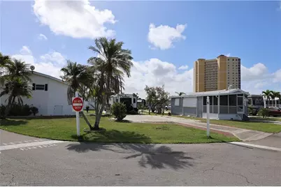 19681 Summerlin #674 Rd, Fort Myers, FL 33908 - Photo 7