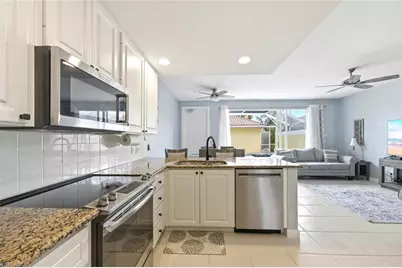 6076 Islandwalk Blvd, Naples, FL 34119 - Photo 11