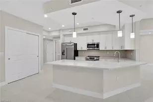 286 Indies Dr E, Naples, FL 34114 - Photo 5