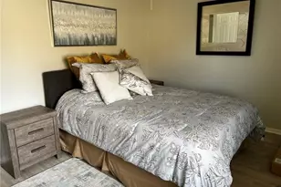 607 Beachwalk Cir, Naples, FL 34108 - Photo 13