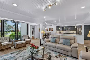 625 Beachwalk Cir, Naples, FL 34108 - Photo 1