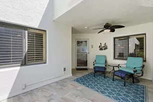 625 Beachwalk Cir, Naples, FL 34108 - Photo 15