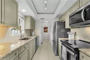 4126 Belair Ln, Naples, FL 34103 - Photo 7