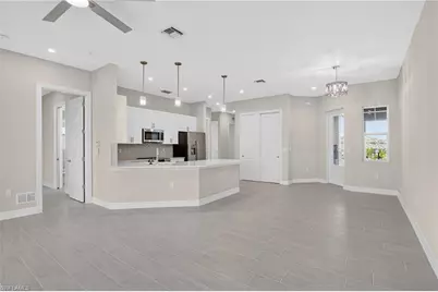 286 Indies Dr E #202, Naples, FL 34114 - Photo 3