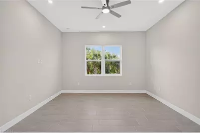 286 Indies Dr E #202, Naples, FL 34114 - Photo 9