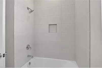 286 Indies Dr E #202, Naples, FL 34114 - Photo 15