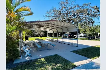 857 Manatee Rd, Naples, FL 34114 - Photo 9