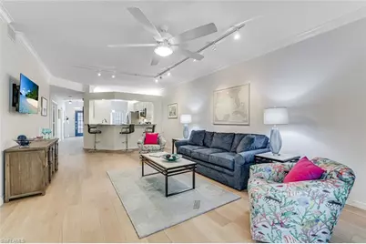 7092 Barrington Cir #102, Naples, FL 34108 - Photo 7