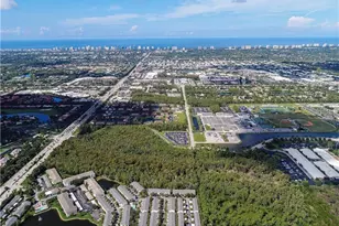 3268 Amanda Ln, Naples, FL 34109 - Photo 5