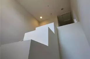 3268 Amanda Ln, Naples, FL 34109 - Photo 19