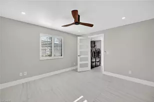 990 8th St S, Naples, FL 34102 - Photo 19