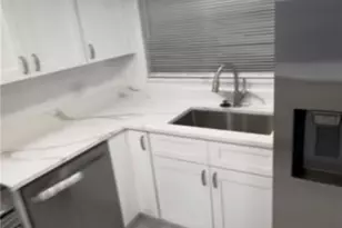 151 Cypress Way E, Naples, FL 34110 - Photo 3