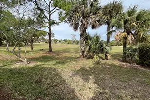 884 Hampton Cir, Naples, FL 34105 - Photo 29