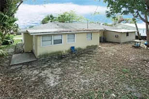 4107 Mindi Ave, Naples, FL 34112 - Photo 11
