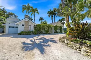 2002 4th St S, Naples, FL 34102 - Photo 5