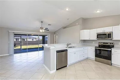 2904 NW 5th Pl, Cape Coral, FL 33993 - Photo 7