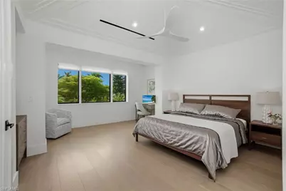 264 8th Ave S, Naples, FL 34102 - Photo 27