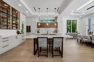 264 8th Ave S, Naples, FL 34102 - Photo 7