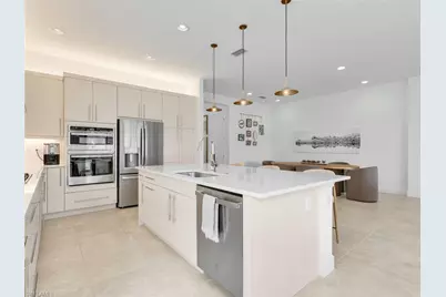 11268 Daphne Ct, Naples, FL 34120 - Photo 15