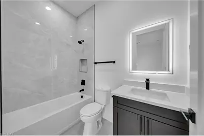 2720 Santa Barbara Blvd N, Cape Coral, FL 33993 - Photo 15