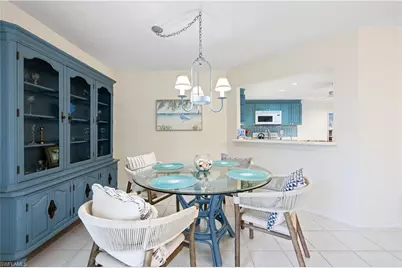 565 Beachwalk Cir #T-102, Naples, FL 34108 - Photo 7