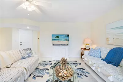 565 Beachwalk Cir #T-102, Naples, FL 34108 - Photo 3