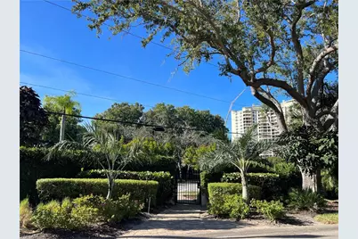 565 Beachwalk Cir #T-102, Naples, FL 34108 - Photo 31