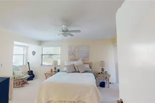 660 Wiggins Bay Dr, Naples, FL 34110 - Photo 11