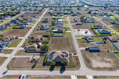 1115 NW 20th Ter, Cape Coral, FL 33993 - Photo 5