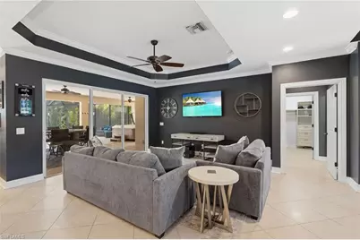 445 12th Ave NW, Naples, FL 34120 - Photo 9