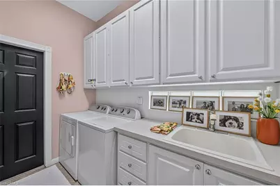 4013 Trinidad Way, Naples, FL 34119 - Photo 23