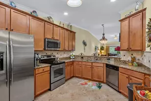 9844 Venezia Cir E, Naples, FL 34113 - Photo 5