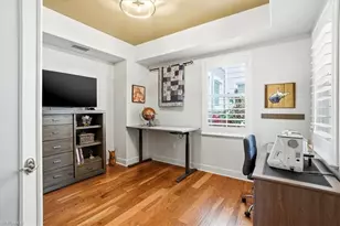 587 Avellino Isles Cir, Naples, FL 34119 - Photo 7