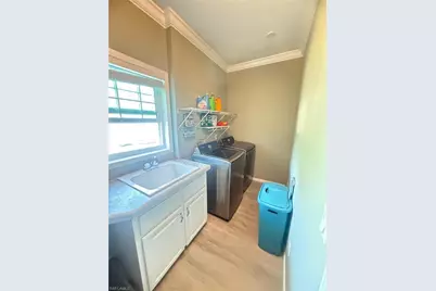 4835 E Riverside Dr, Fort Myers, FL 33905 - Photo 11