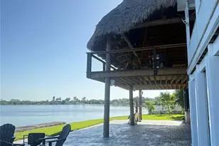 4835 E Riverside Dr, Fort Myers, FL 33905 - Photo 17