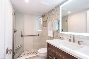 4001 Gulf Shore Blvd N, Naples, FL 34103 - Photo 9