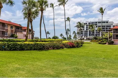 2203 Gulf Shore Blvd N #E1, Naples, FL 34102 - Photo 15