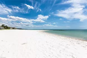 2203 Gulf Shore Blvd N, Naples, FL 34102 - Photo 17