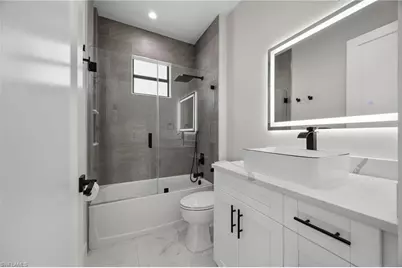 2015 NW 21st St, Cape Coral, FL 33993 - Photo 31