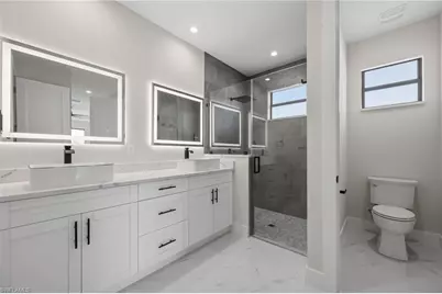 2015 NW 21st St, Cape Coral, FL 33993 - Photo 23