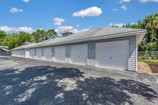 1200 Misty Pines Cir, Naples, FL 34105 - Photo 31